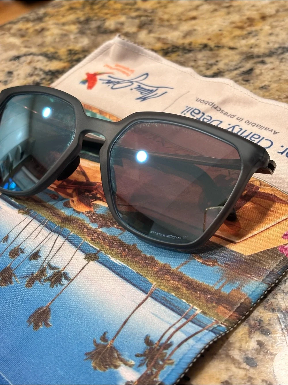 Women's Oakley Sielo SQ Black Square Polarized Sunglasses - excellent condition